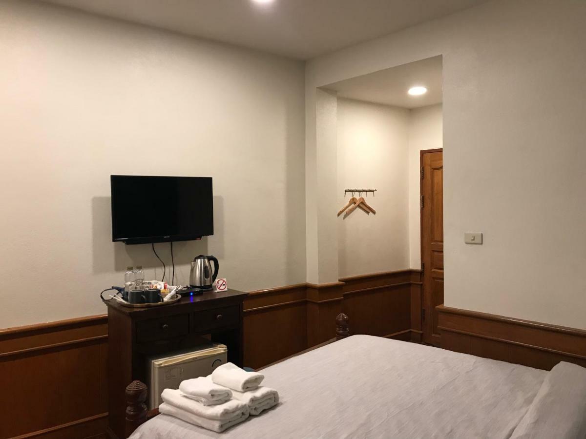 布坎林孔酒店 清盛 外观 照片